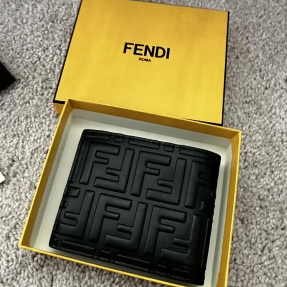 FENDI FF Bifold Men Wallet - Picture 1 of 10